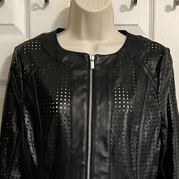 Dolce Cabo Fenestrated Black Leather Jacket Size Medium EUC - Picture 2 of 9